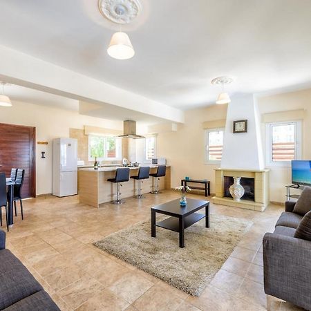 Villa Irina Paralimni Zewnętrze zdjęcie