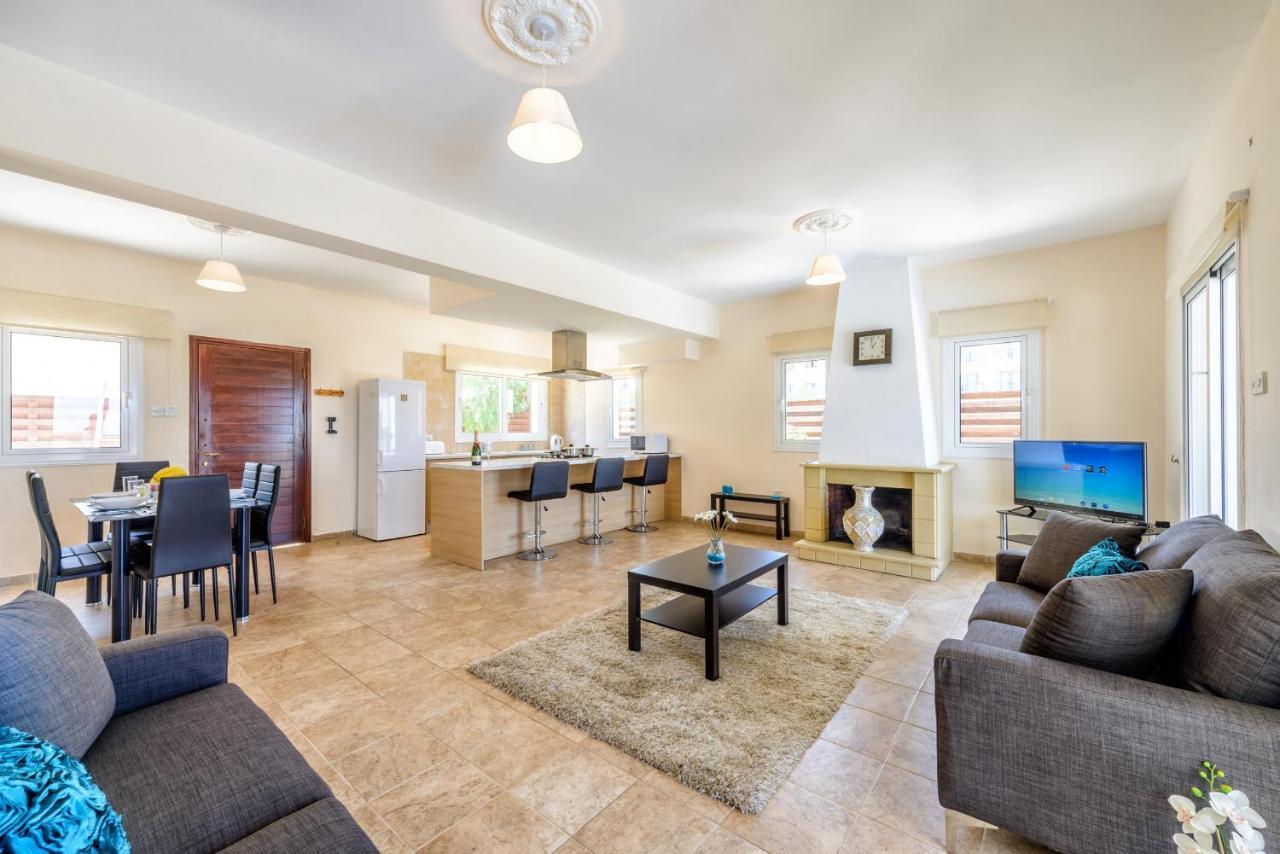 Villa Irina Paralimni Zewnętrze zdjęcie